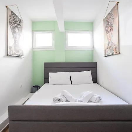 Apartment New In *